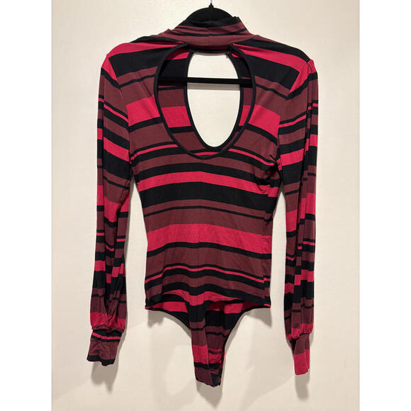 Vintage BEBE Y2K Striped Jersey Bodysuit with Keyhole Neck - Picture 6 of 7